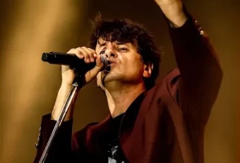 Andres Ciro Martinez cantando en vivo