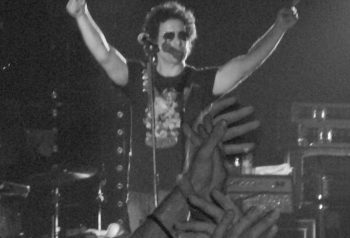 Andres Calamaro abre junio con nueva fecha en el Movistar Arena
