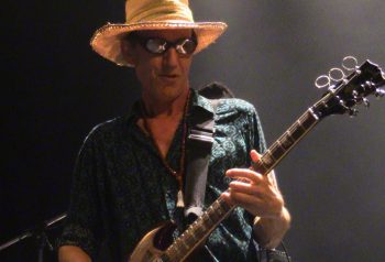 Skay y Los Fakires llevan su gira a Temperley antes de nuevas paradas