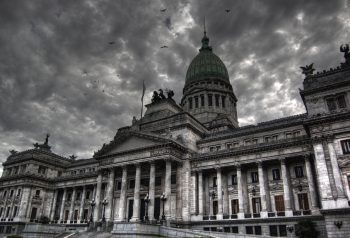 Imagen: Palacio del Congreso de la Nacion, Wikimedia Commons.
