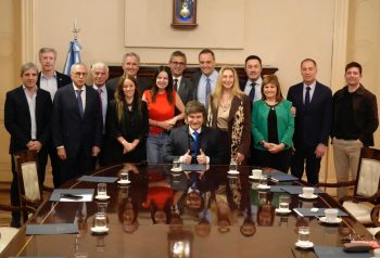 Milei firmó un decreto que flexibiliza el trámite para nombrar jueces de la Corte