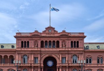 La Casa Rosada intenta reactivar el Congreso con gobernadores y otra tanda de reformas