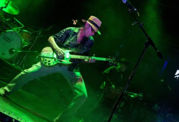 Skay Beilinson en vivo con Los Fakires
