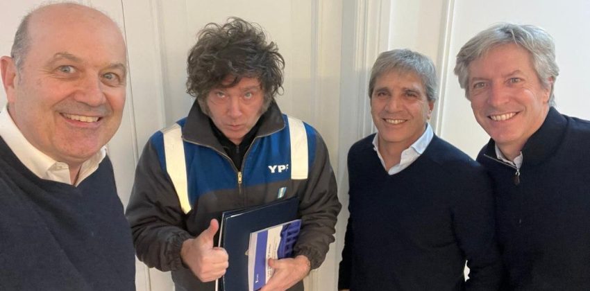 Javier Milei junto a Federico Sturzenegger, Luis Caputo y Santiago Bausili