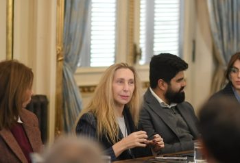 Karina Milei toma la mesa política mientras el Gobierno acelera la suspensión de las PASO