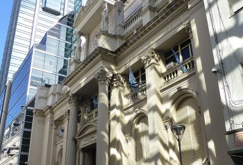 La morosidad de las familias sigue alta y vuelve a tensionar el debate politico