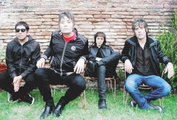 Juana La Loca en una foto promocional de la banda