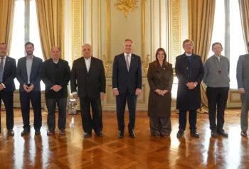 Karina Milei abre la agenda con la Iglesia y busca ordenar la visita de León XIV
