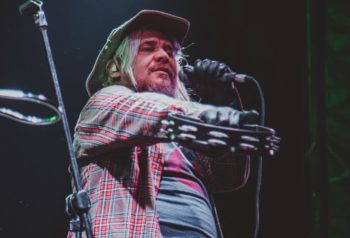 Walas, frontman de Massacre, durante una presentación de la banda