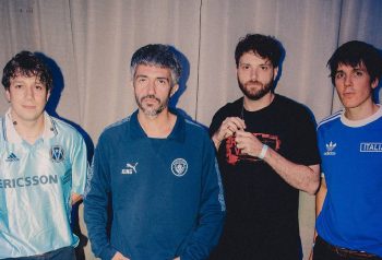 Tom Quintans y Chicho Guisolfi de Bestia Bebé con guitarras