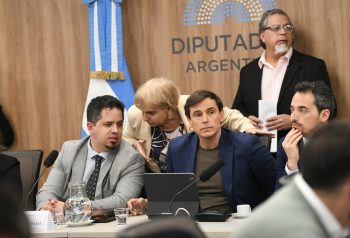 Debate por endeudamiento familiar en Diputados