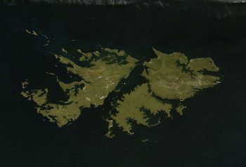 Malvinas suma tensión diplomática tras la advertencia militar del Reino Unido