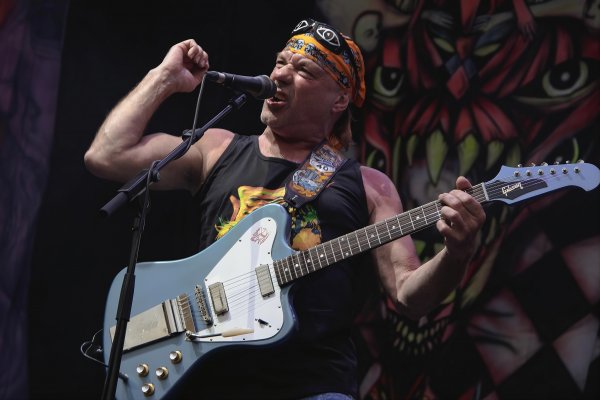 La Renga en vivo, en una imagen del anuncio para Corrientes
