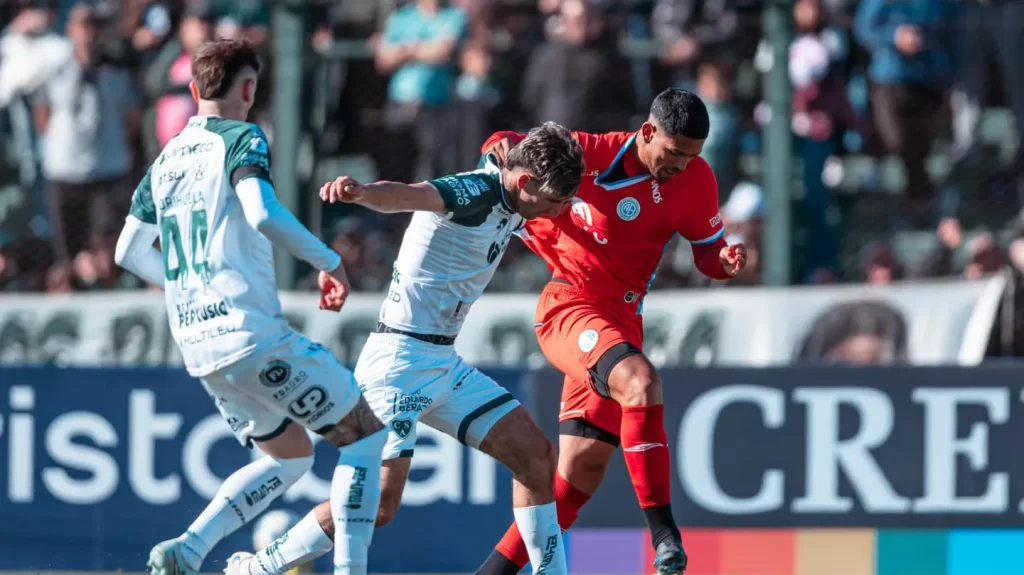 Belgrano rescató un empate agónico ante Sarmiento con un penal de Passerini