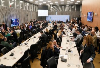 Plenario de comisiones que debate el proyecto